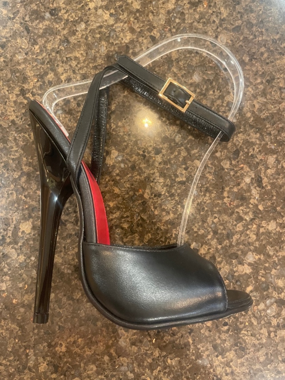 NIB FUSS Black Leather High Heel Ankle Strap Sandals